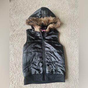 Girls Energie black puffer vest yxl nwot
